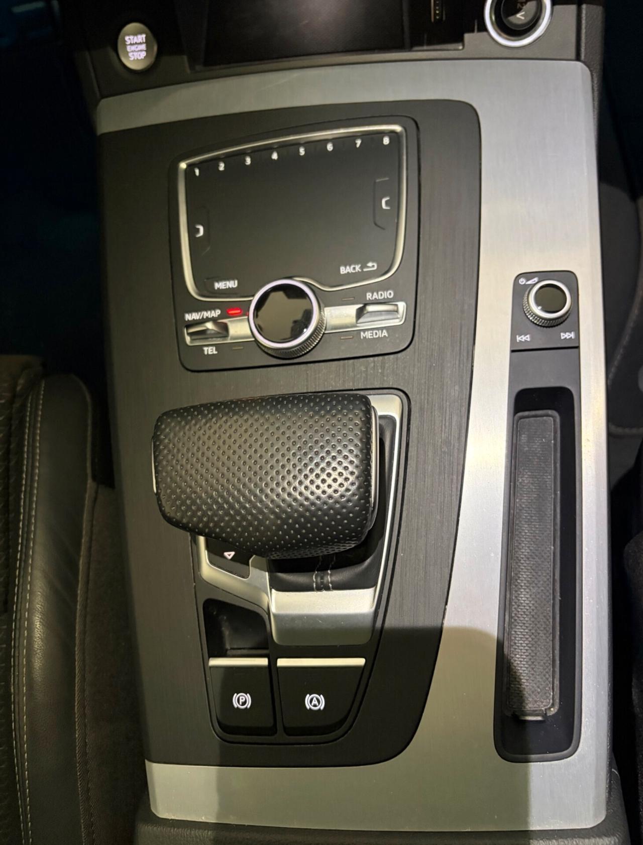 AUDI Q5 40 TDI S TRONIC S LINE PLUS 124.000 KM