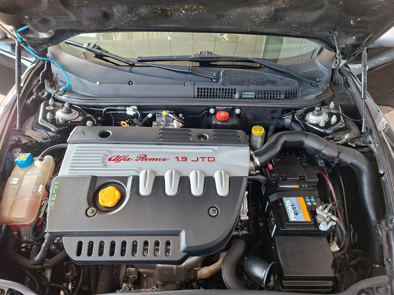 Alfa Romeo 147 1.9 JTD (120) 5 porte Moving