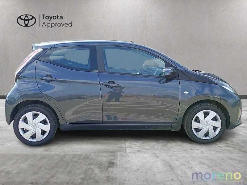 Toyota Aygo 1.0 x-cool 5p
