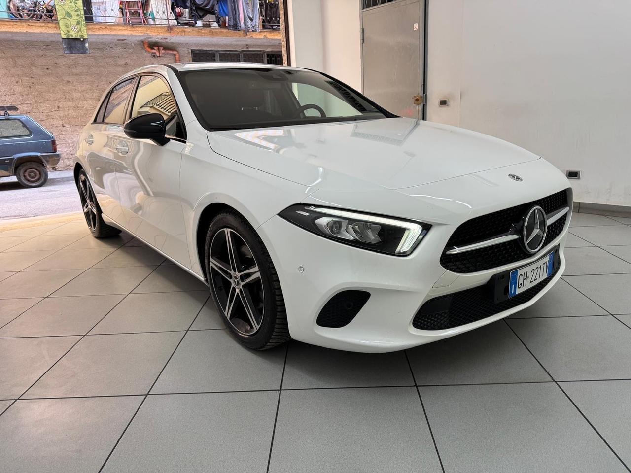 Mercedes-benz Classe A 180 d Automatic Sport Night Edition 2022