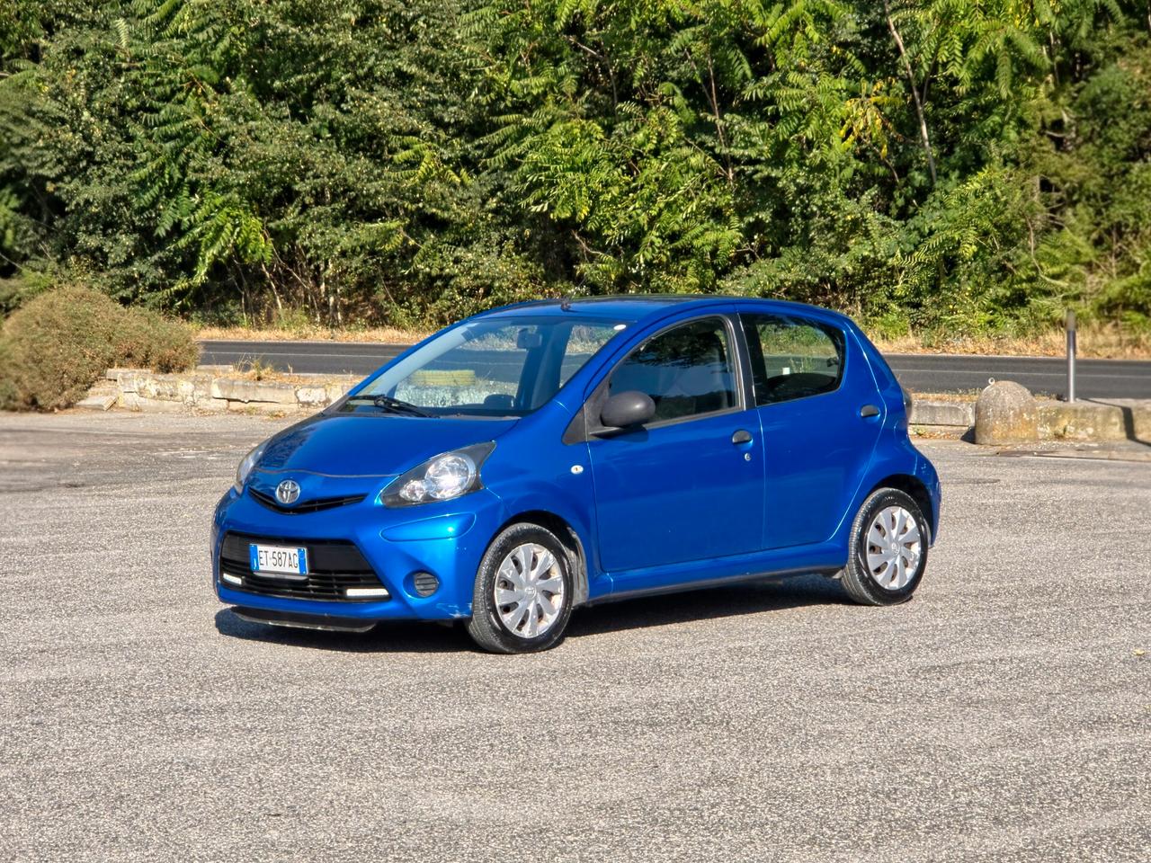 Toyota Aygo 1.0 12V VVT-i 5 porte Active Connect CV-68 E5B Manuale NEO 2013