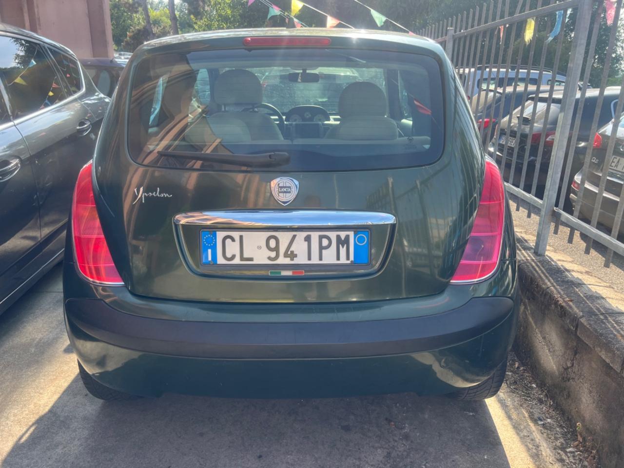 Lancia Ypsilon 1.2 16V Oro