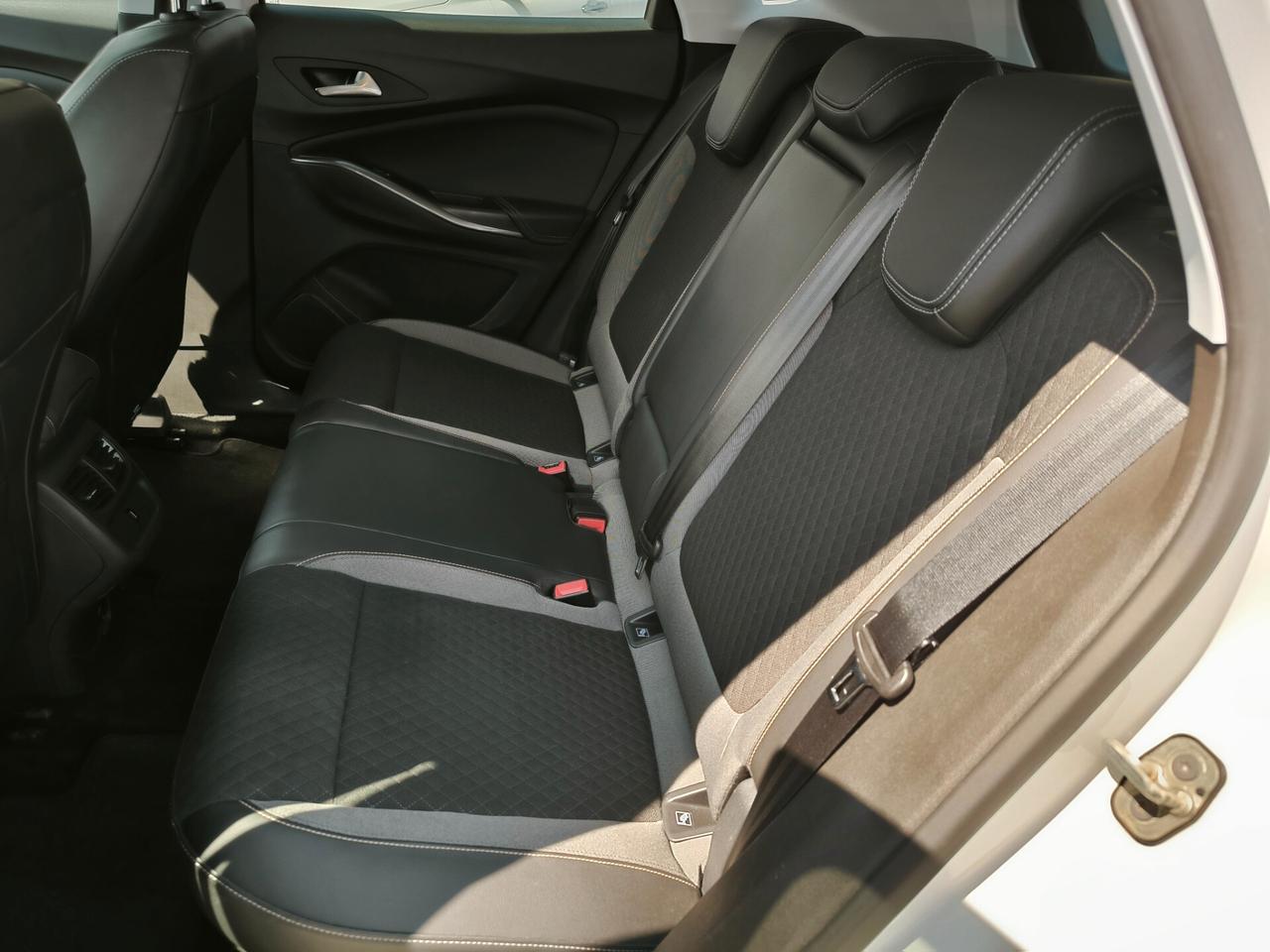 Opel Grandland X 1.5 diesel Ecotec Start&Stop aut. Business
