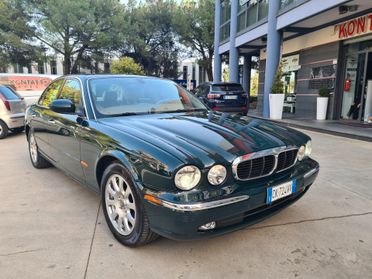 Jaguar XJ6 3.0 V6 cat 235CV A.S.I.