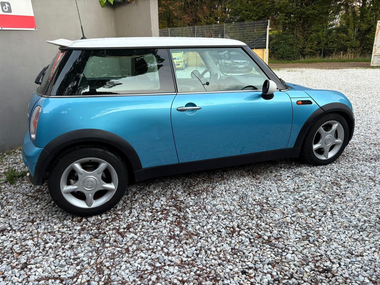 Mini 1.6 16V Cooper 115CV Ok Neopatentati
