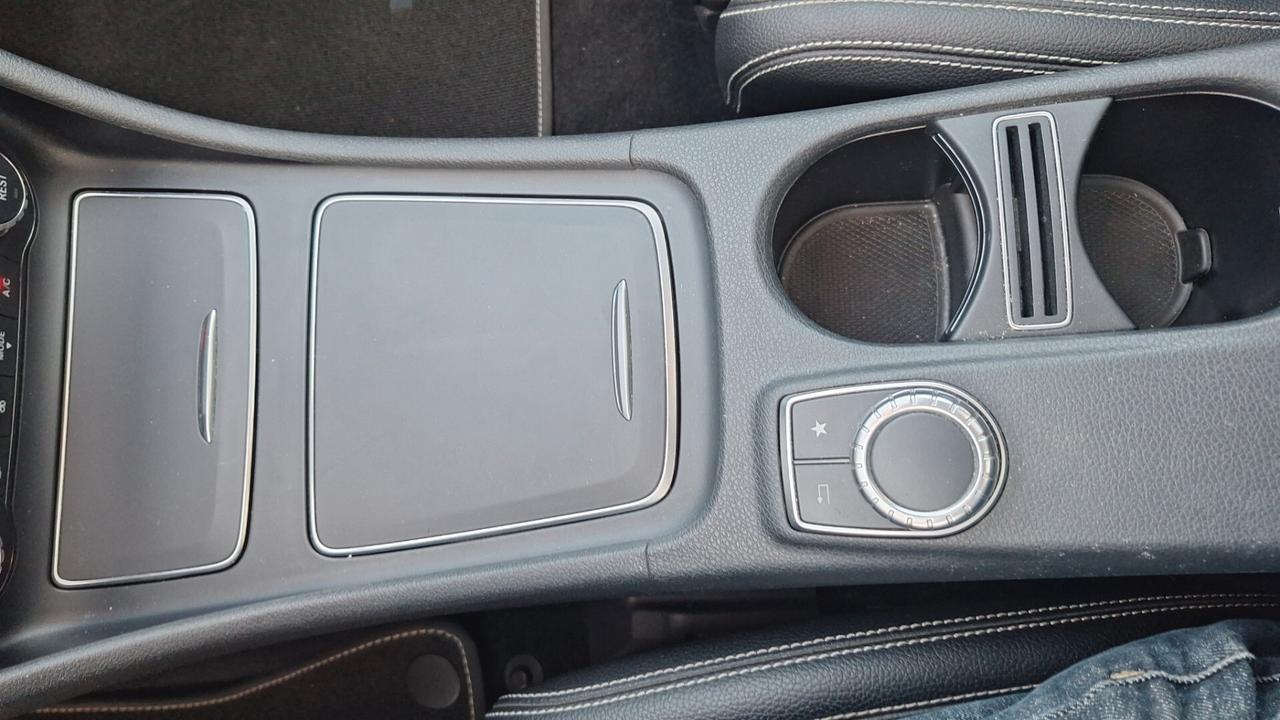 Mercedes-benz GLA 200 d Automatic Premium