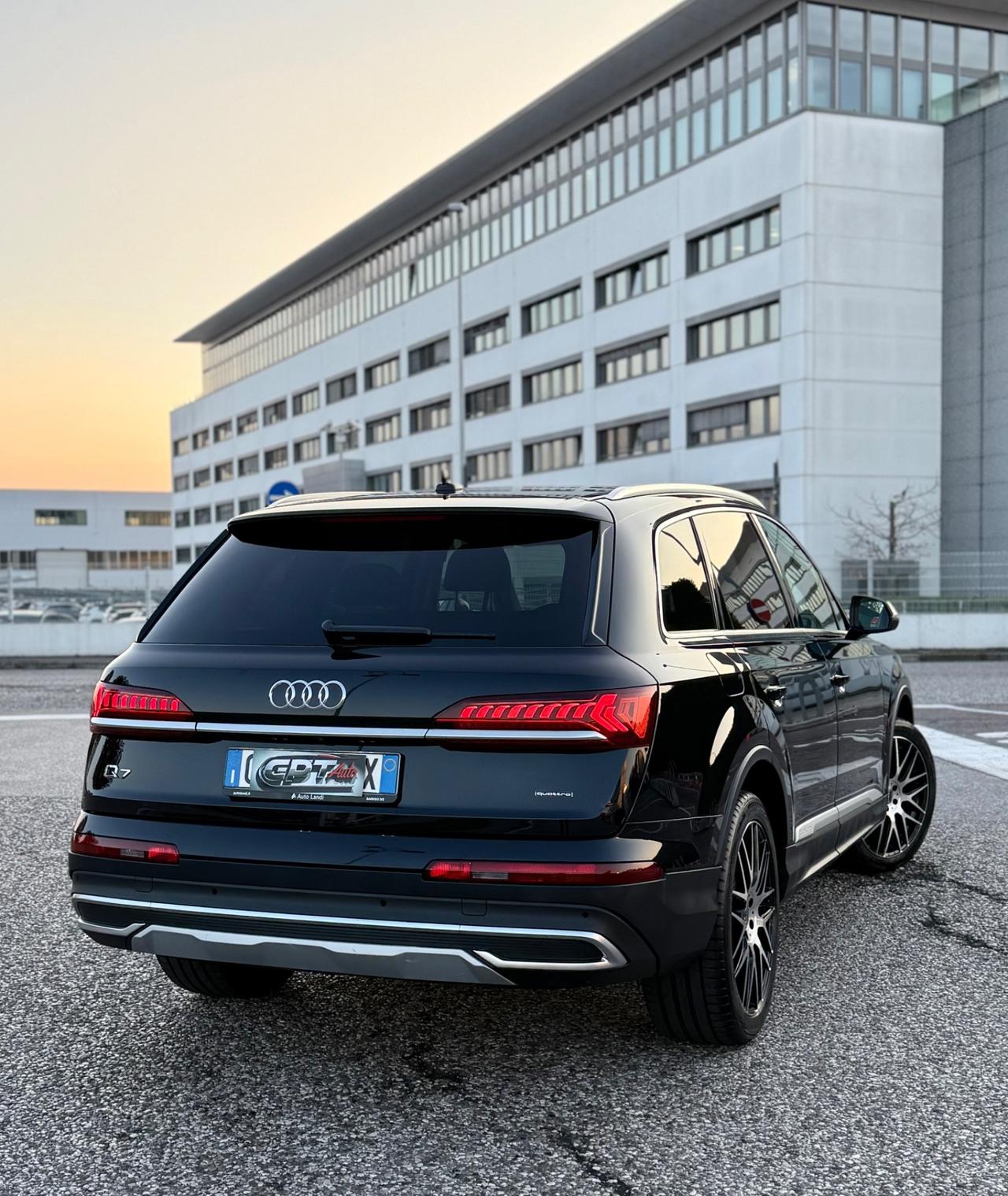 Audi Q7 50 TDI quattro tiptronic Business