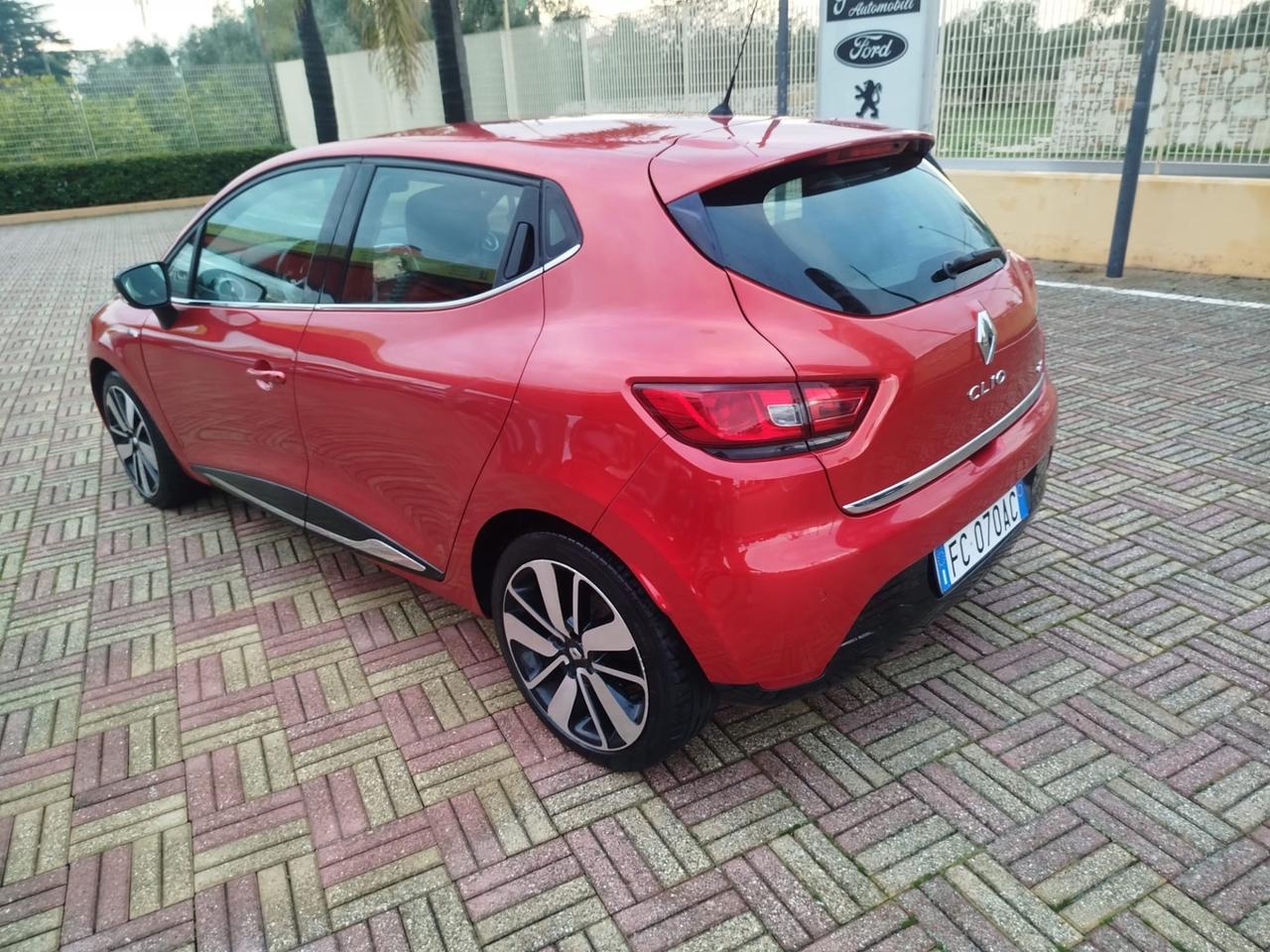 Renault Clio dCi 8V 75 CV Start&Stop 5 porte Energy Duel