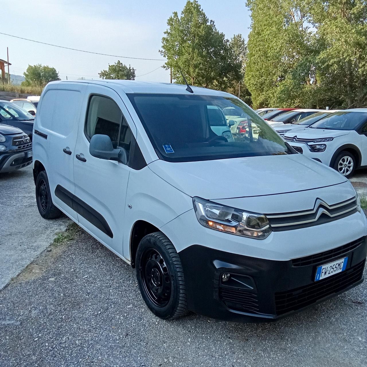 Citroen Berlingo BlueHDi 75 Van 3 posti 019