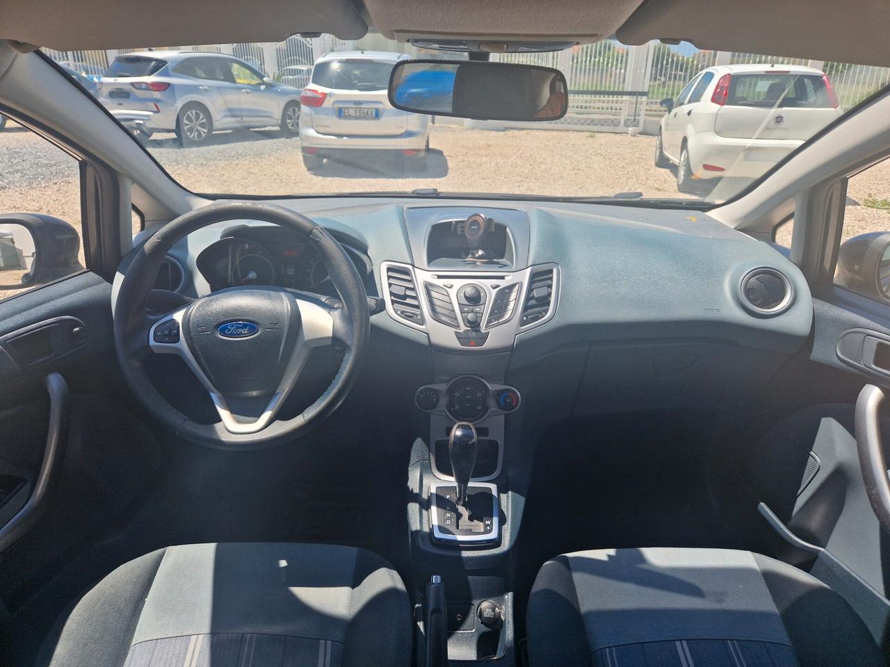 Ford Fiesta 1.2 82 CV 5 porte automatica 120000km