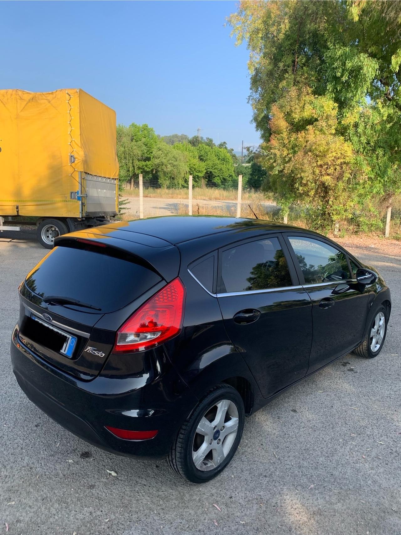 Ford Fiesta 1.4 TDCi 5p. Titanium