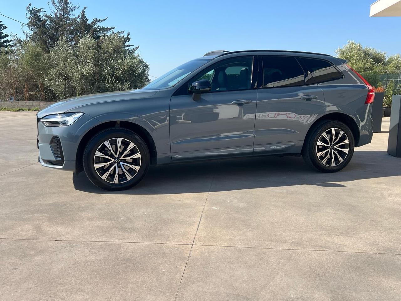 Volvo XC 60 Plus Dark