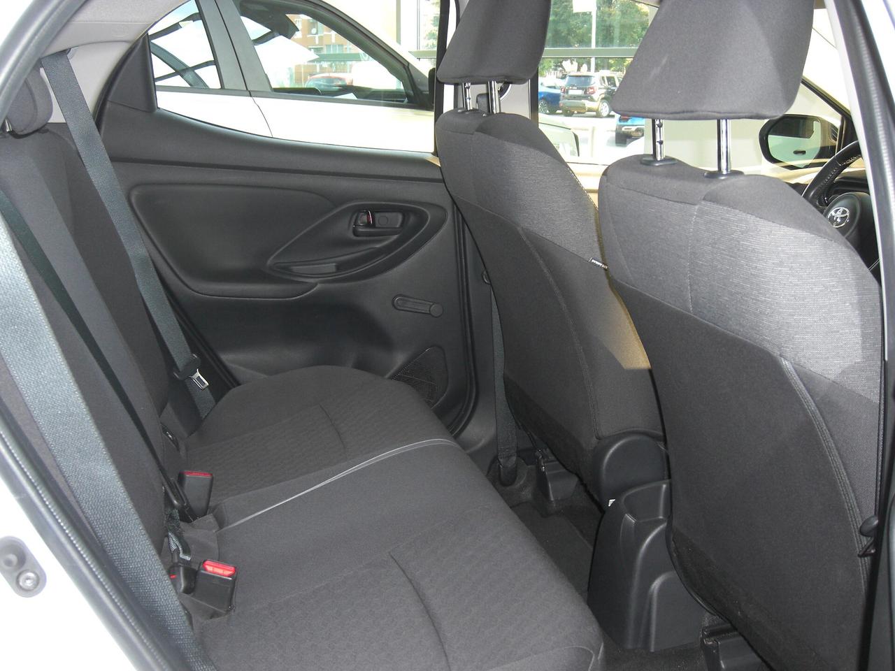Toyota Yaris 1.0