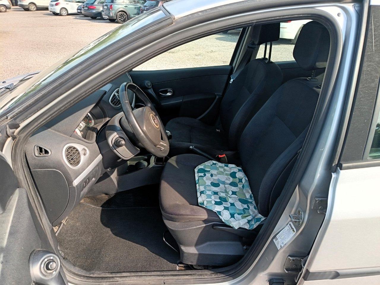 Renault Clio 1.2 Confort