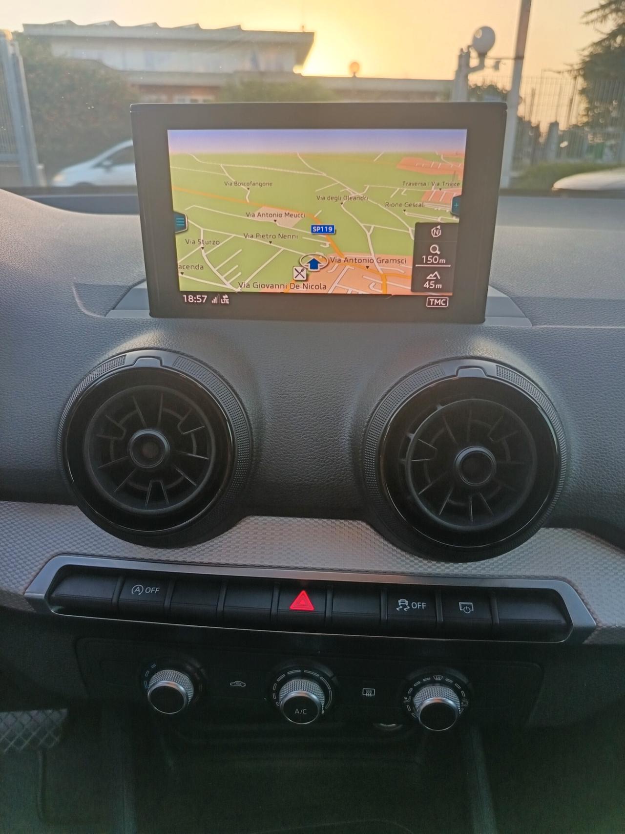 Audi Q2 1.6 TDI S tronic Business