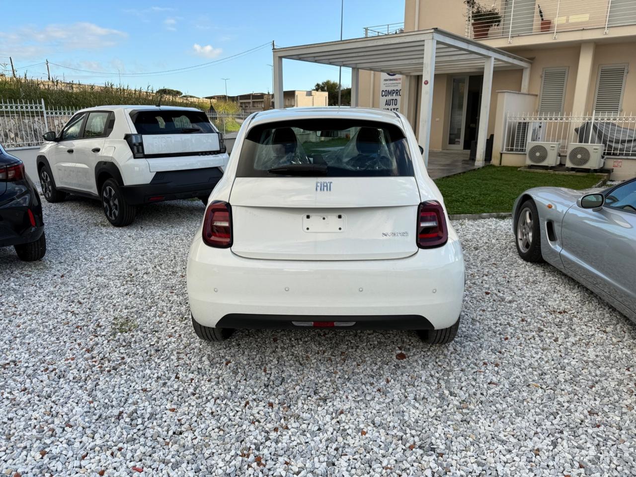 Fiat 500 Berlina Hybrid Icon