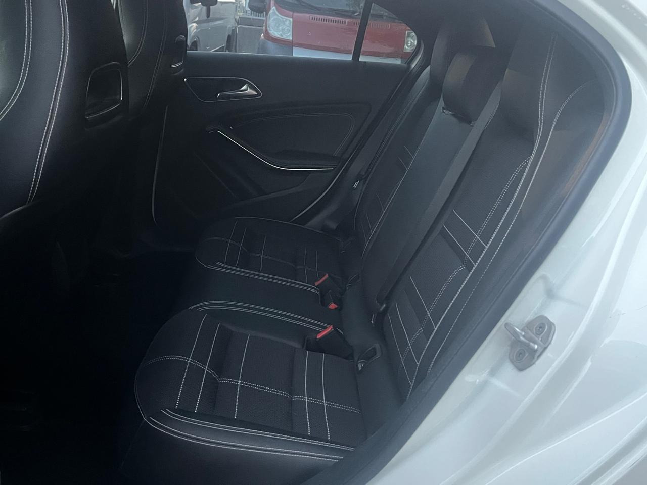 Mercedes-benz A 200 CDI Automatic 4Matic Sport