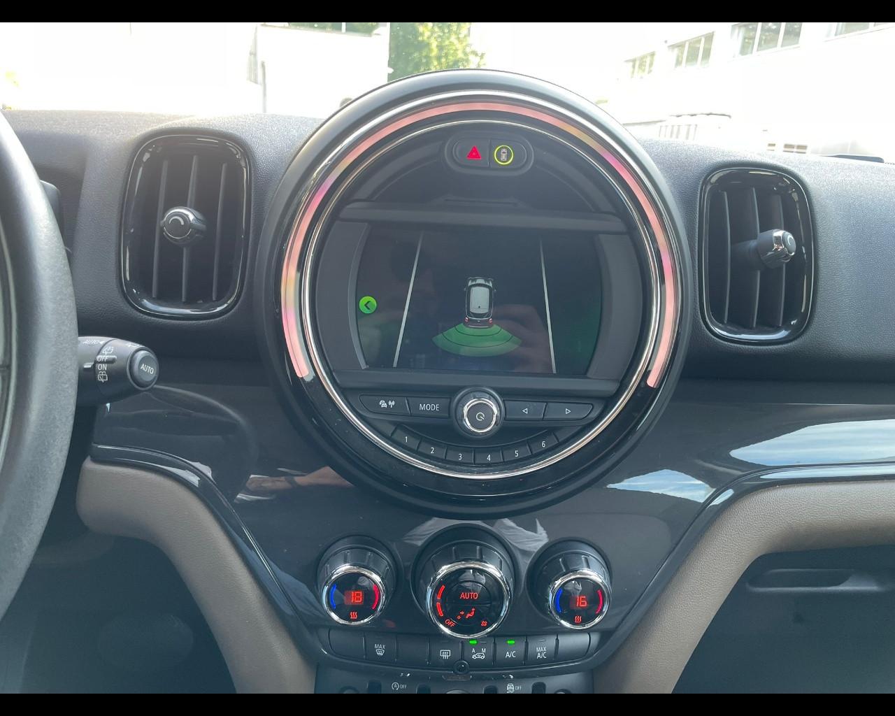 MINI Mini Countrym.(F60) - Mini 2.0 Cooper D Baker Street Countryman ALL4