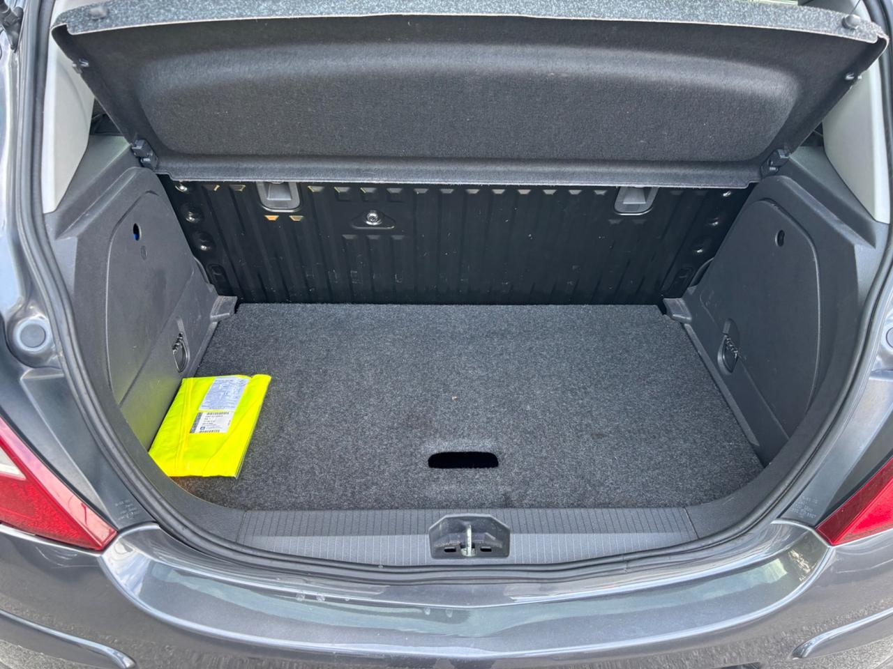 Opel Corsa 1.2 5 porte GPL OK NEOPATENTATI