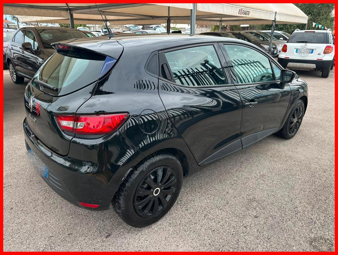 Renault Clio 1.2 75CV 5 porte Zen