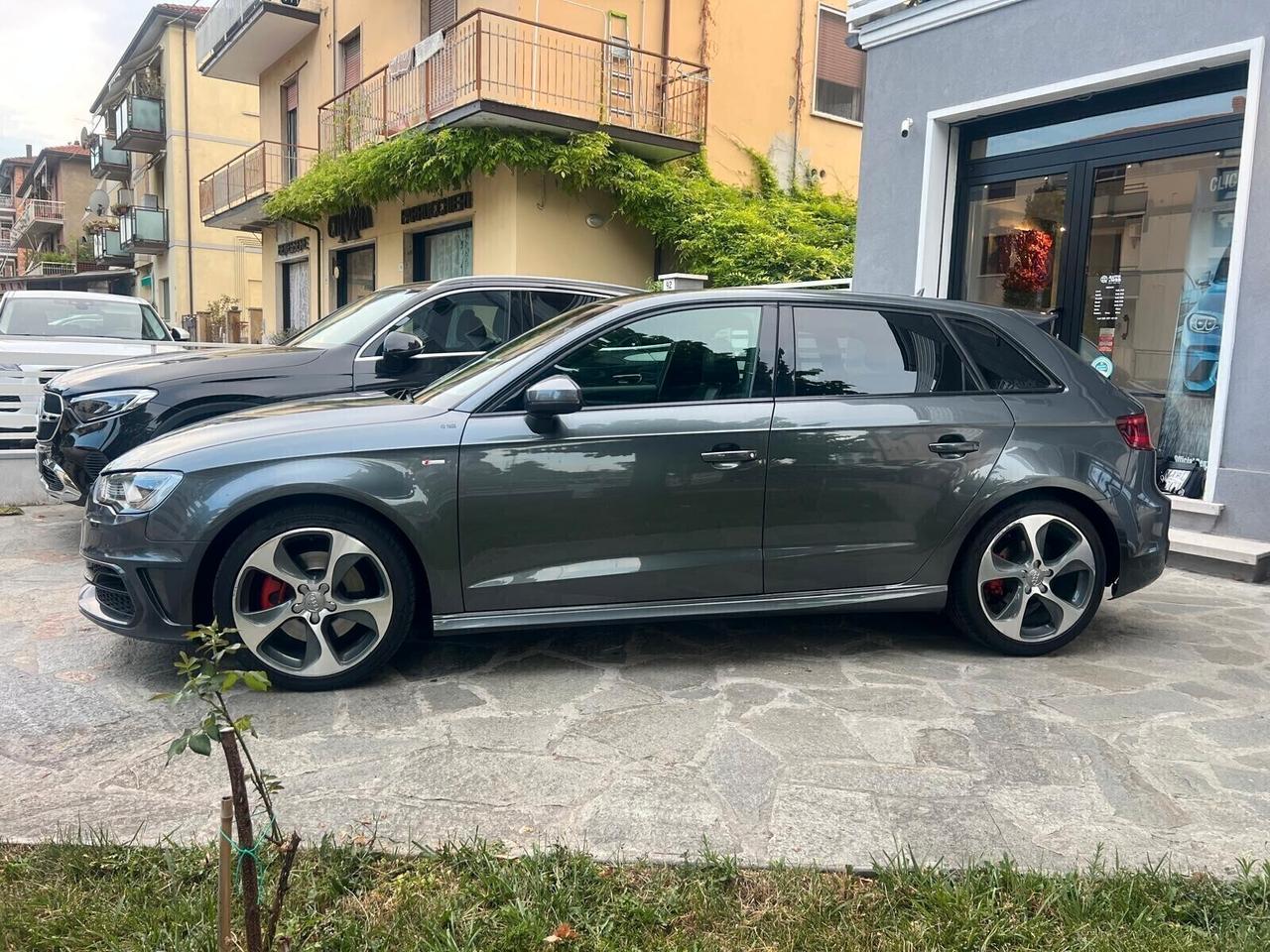 AUDI A3 SPB 2.0 TDI 184cv QUATTRO S-TRONIC AMBITION