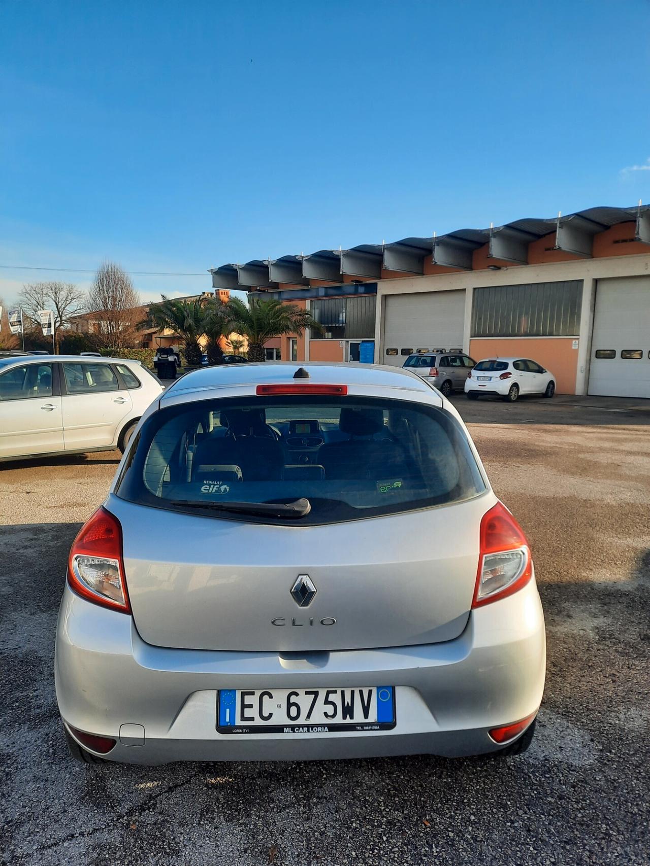 Renault Clio 1.2 16V 5 porte Dynamique OK NEOPATENTATI