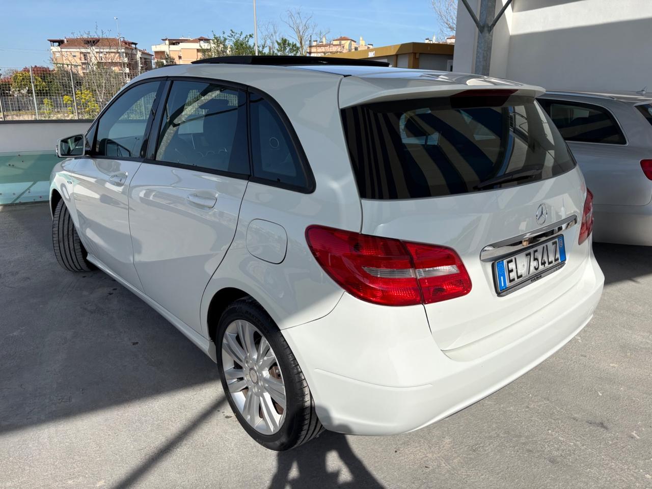 Mercedes-benz B 180 200 CDI BlueEFFICIENCY Premium