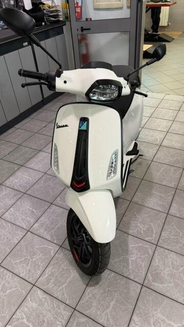 Piaggio Vespa 125 Sprint S MY2026