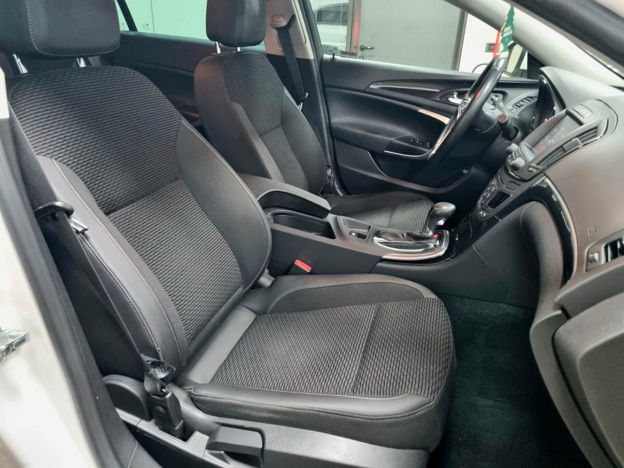 OPEL INSIGNA 2.0 CDTI 170CV 4x4 COUNTRY TOURER
