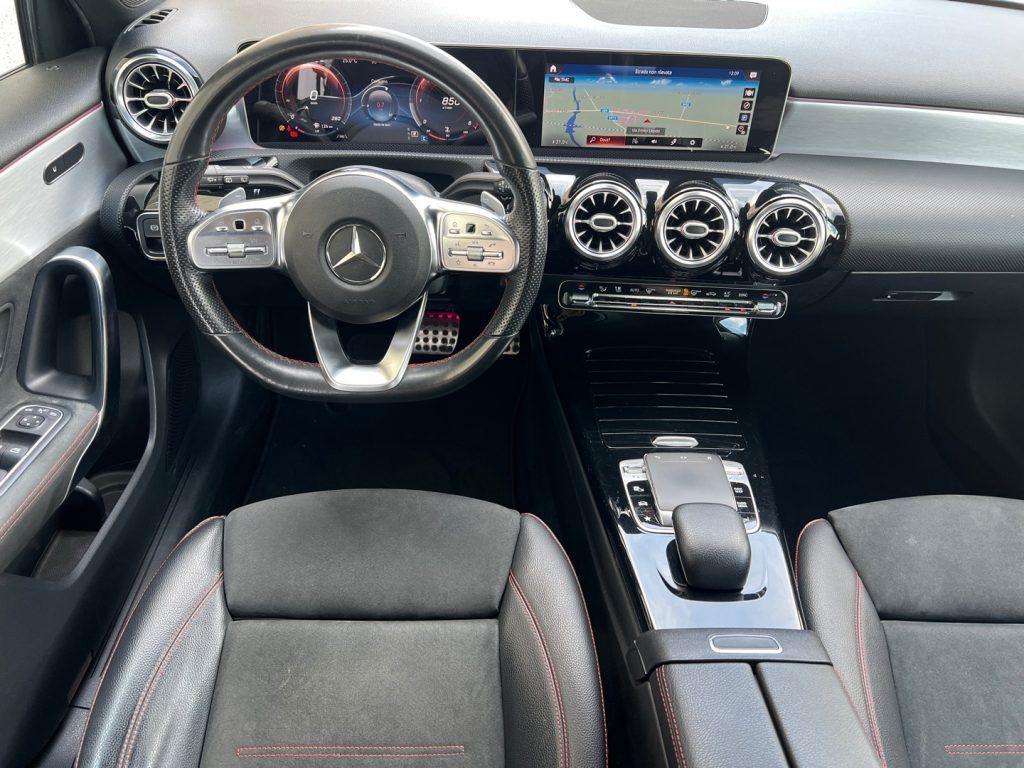 Mercedes-Benz A 180 d Automatic Premium AMG Line