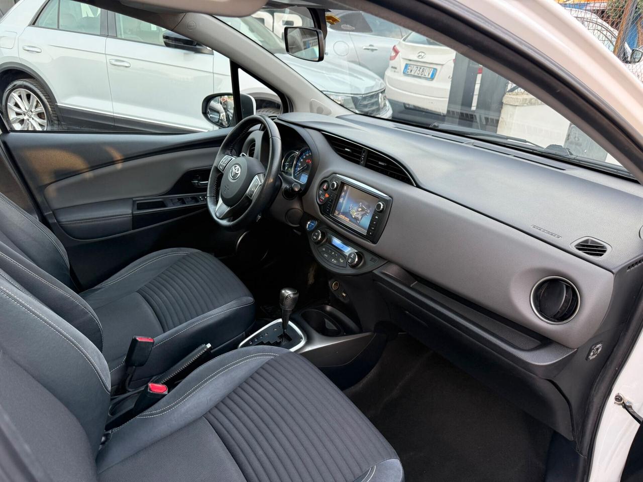 Toyota Yaris 1.5 Hybrid 5p - Batteria nuova garantita - Full opt