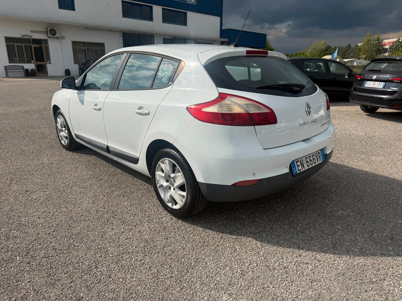 Megane 1.5 dCi 110CV Wave Autocarro
