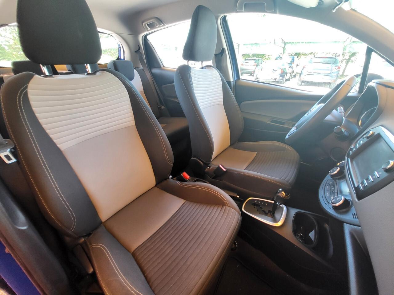 Toyota Yaris 1.5 hybrid full optional unicaproprietaria