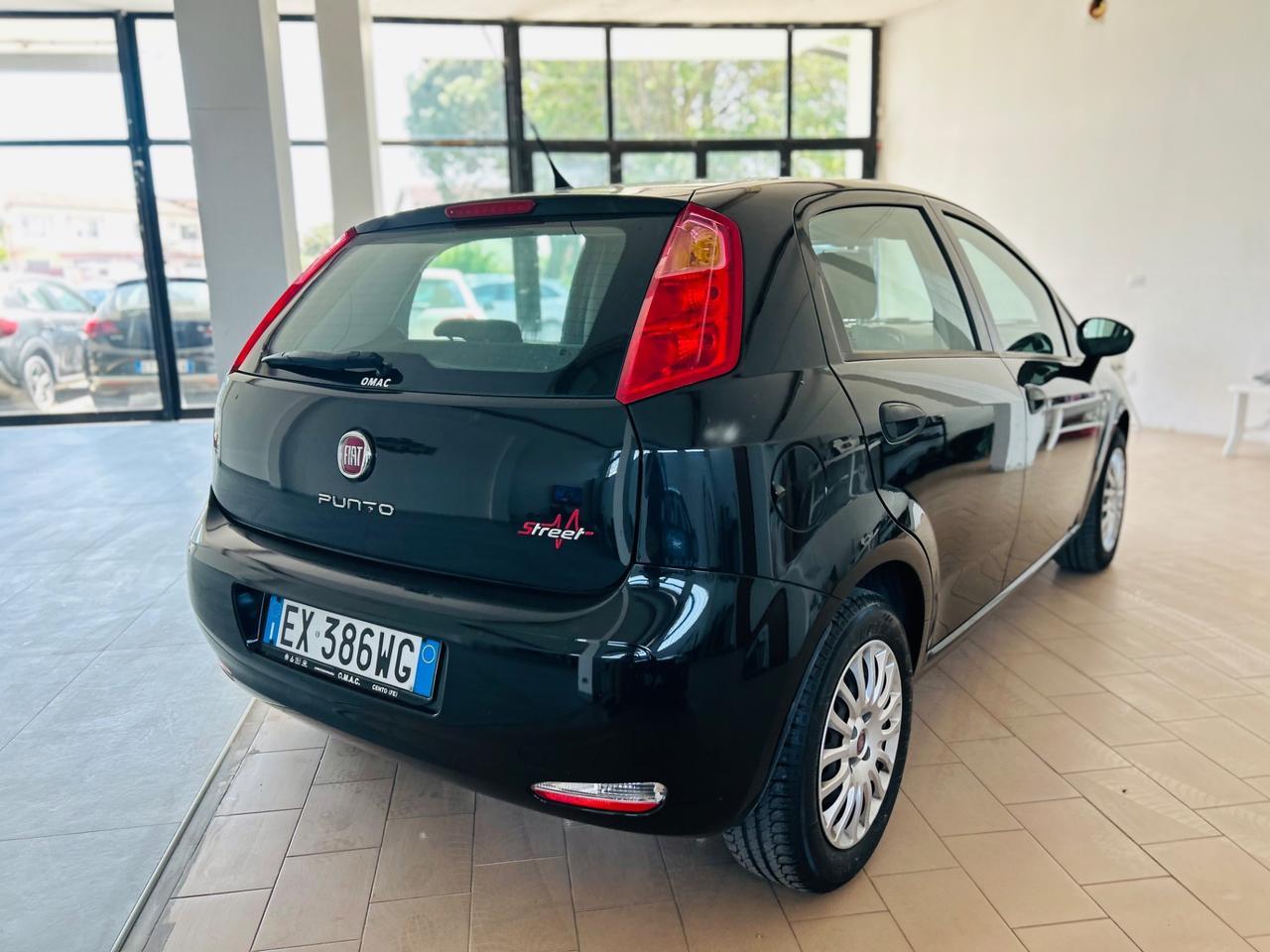 Fiat Punto 1.3 MJT II 75 CV 5 porte Street