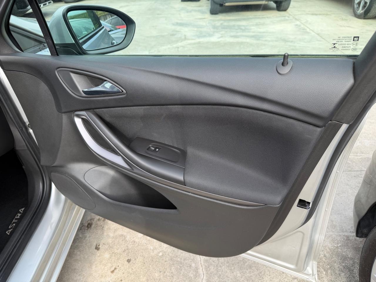 Opel Astra 1.6 CDTI 136CV EcoFLEX S&S Sports Tourer Business