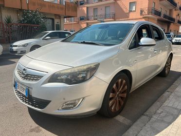 Opel Astra Berlina 1.7 CDTI 130CV Cosmo