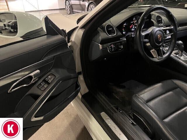 Porsche Cayman 718