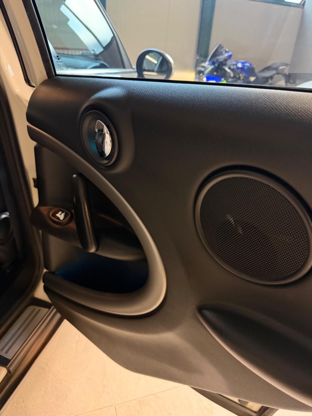 Mini COUNTRYMAN KMCERT GARANZ UNICOPR AUTOMAT