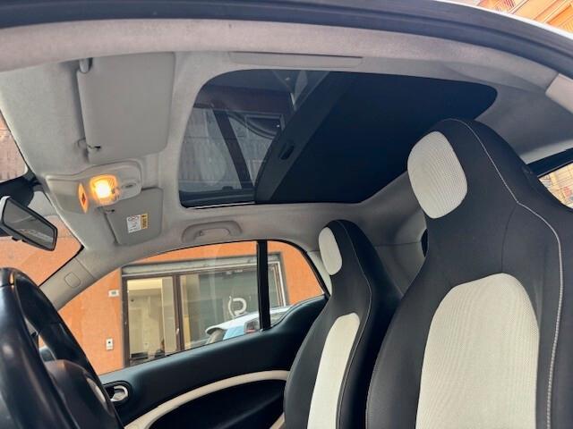 Smart ForTwo 1000 52 kW - Passion - Panoramic