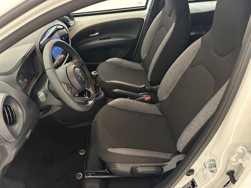 Toyota Aygo X Aygo X 1.0 VVT-i 72 CV 5 porte Active