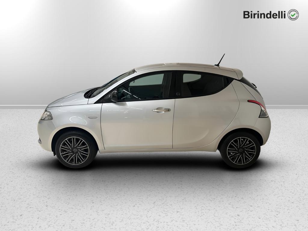 LANCIA Ypsilon 3ª serie - Ypsilon 1.0 FireFly 5 porte S&S Hybrid Ecochic Silver