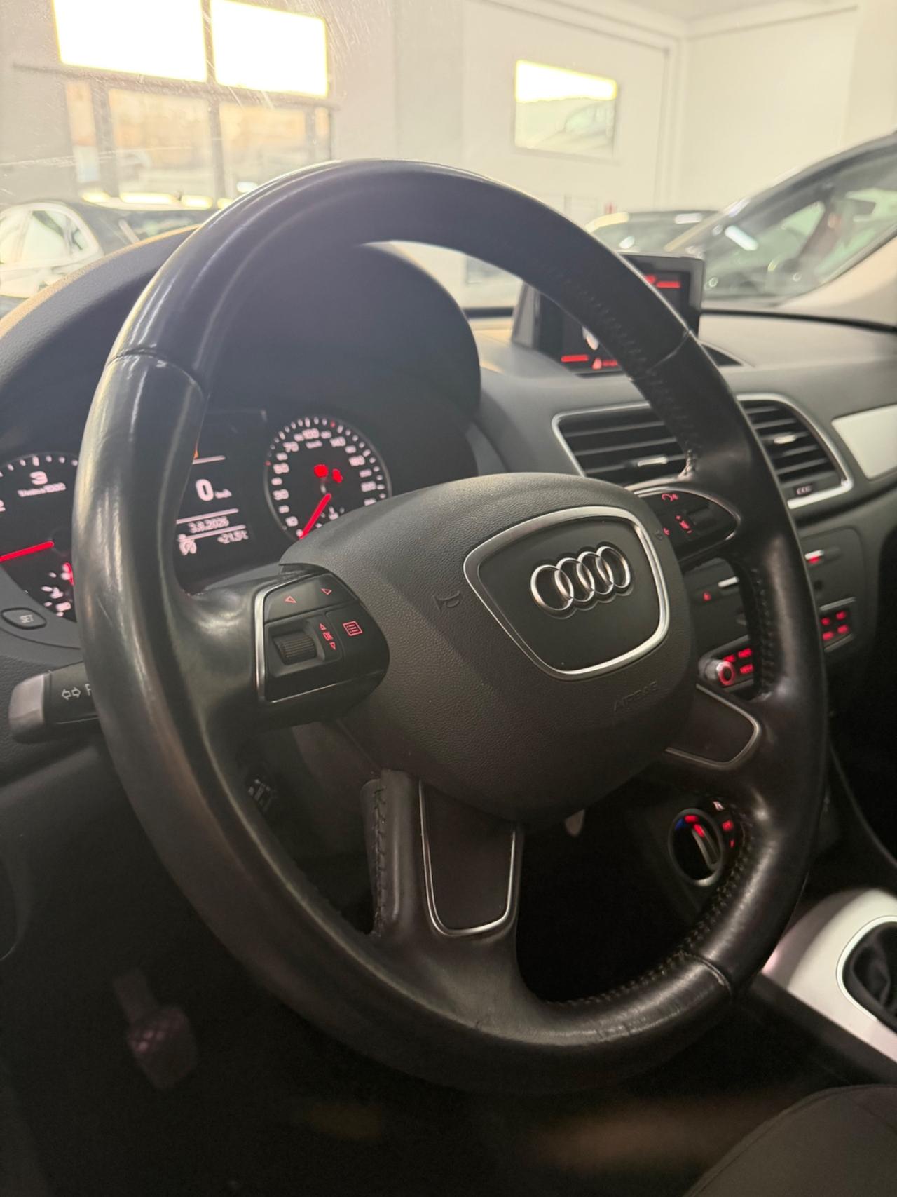 Audi Q3 2.0 TDI 120 CV Sport FINANZIABILE
