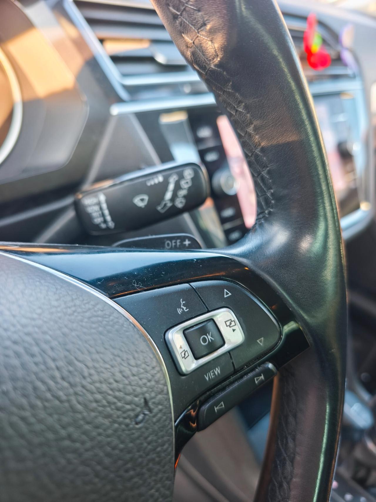 Volkswagen Tiguan 2.0 TDI SCR DSG Business BlueMotion Technology