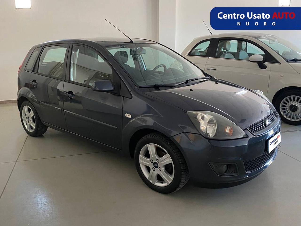 Ford Fiesta 1.2 16V 5p. Ghia