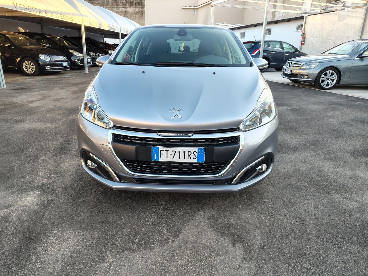 Peugeot 208 PureTech 82 Stop&Start 5 porte Signature