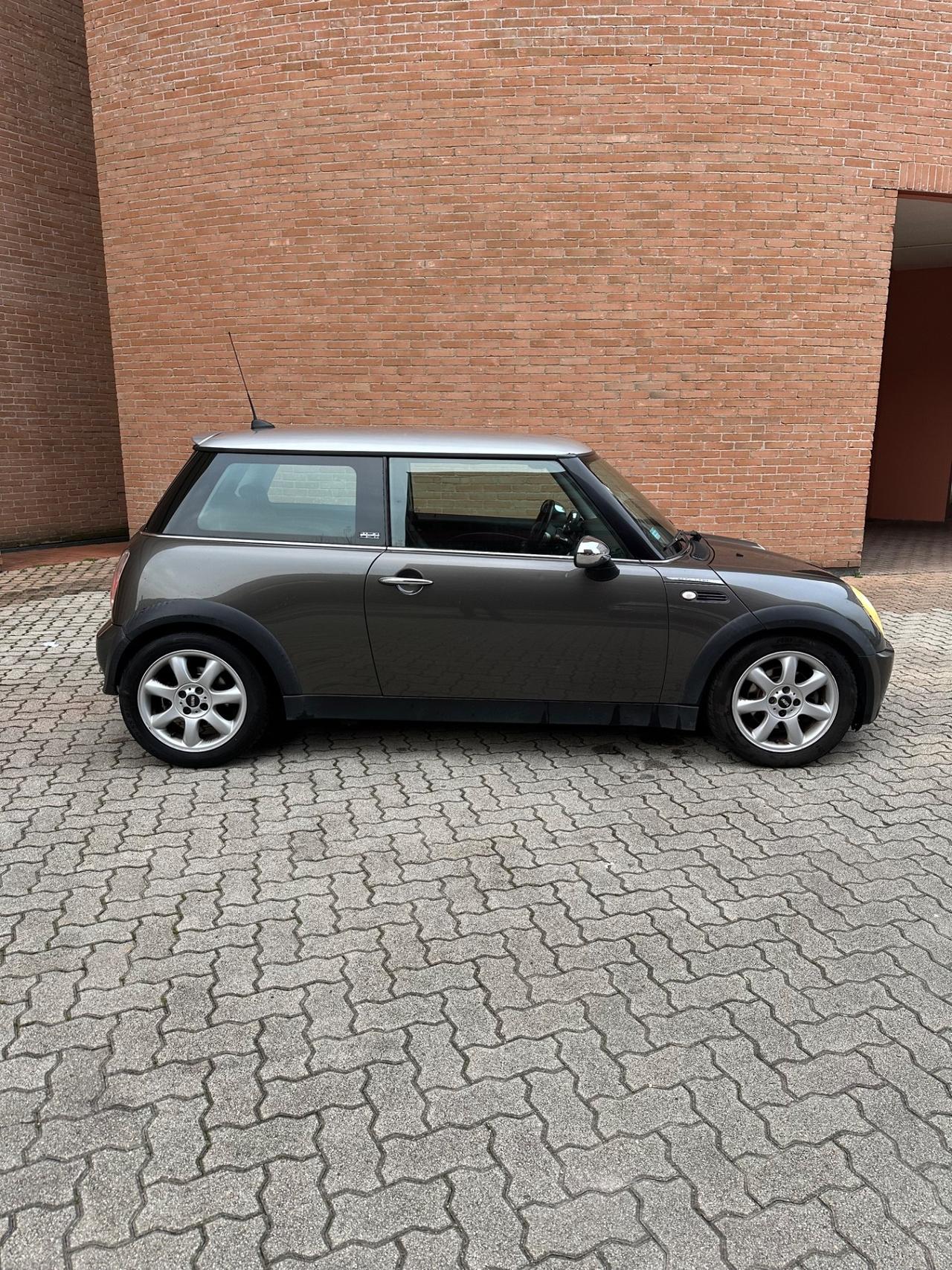 Mini 1.6 16V One Park Lane