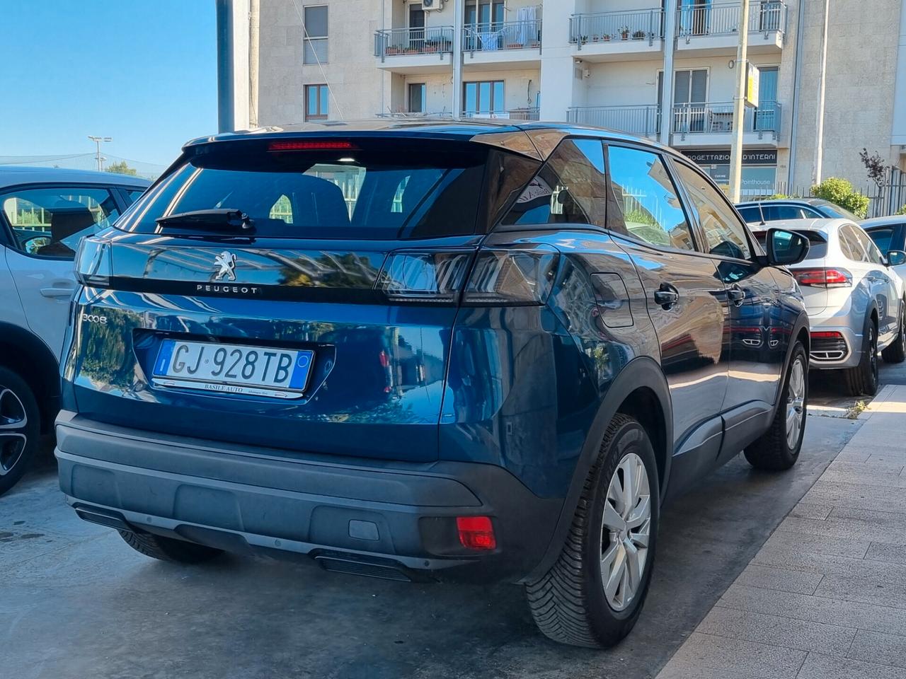 Peugeot 3008 II 2021 1.5 bluehdi Active Pack s&s 130cv eat8