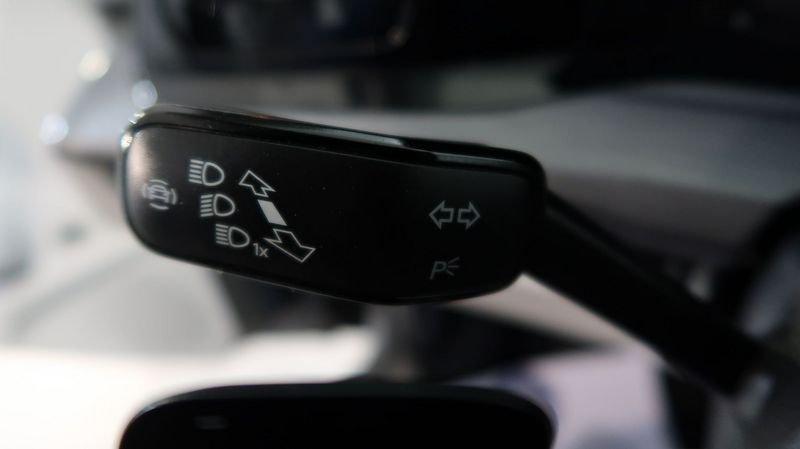 Volkswagen Golf 1.4 TSI eHYBRID 204 CV DSG Style