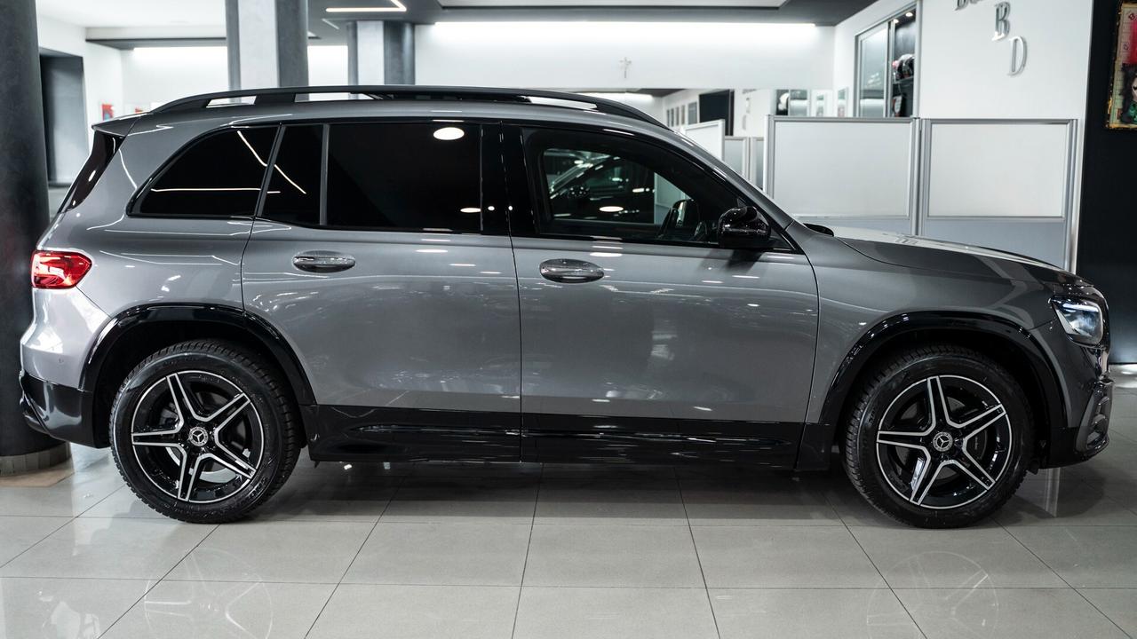 Mercedes-benz GLB 200 7 POSTI PREMIUM PLUS AMG TETTO LUCI XENO NAVI FULL