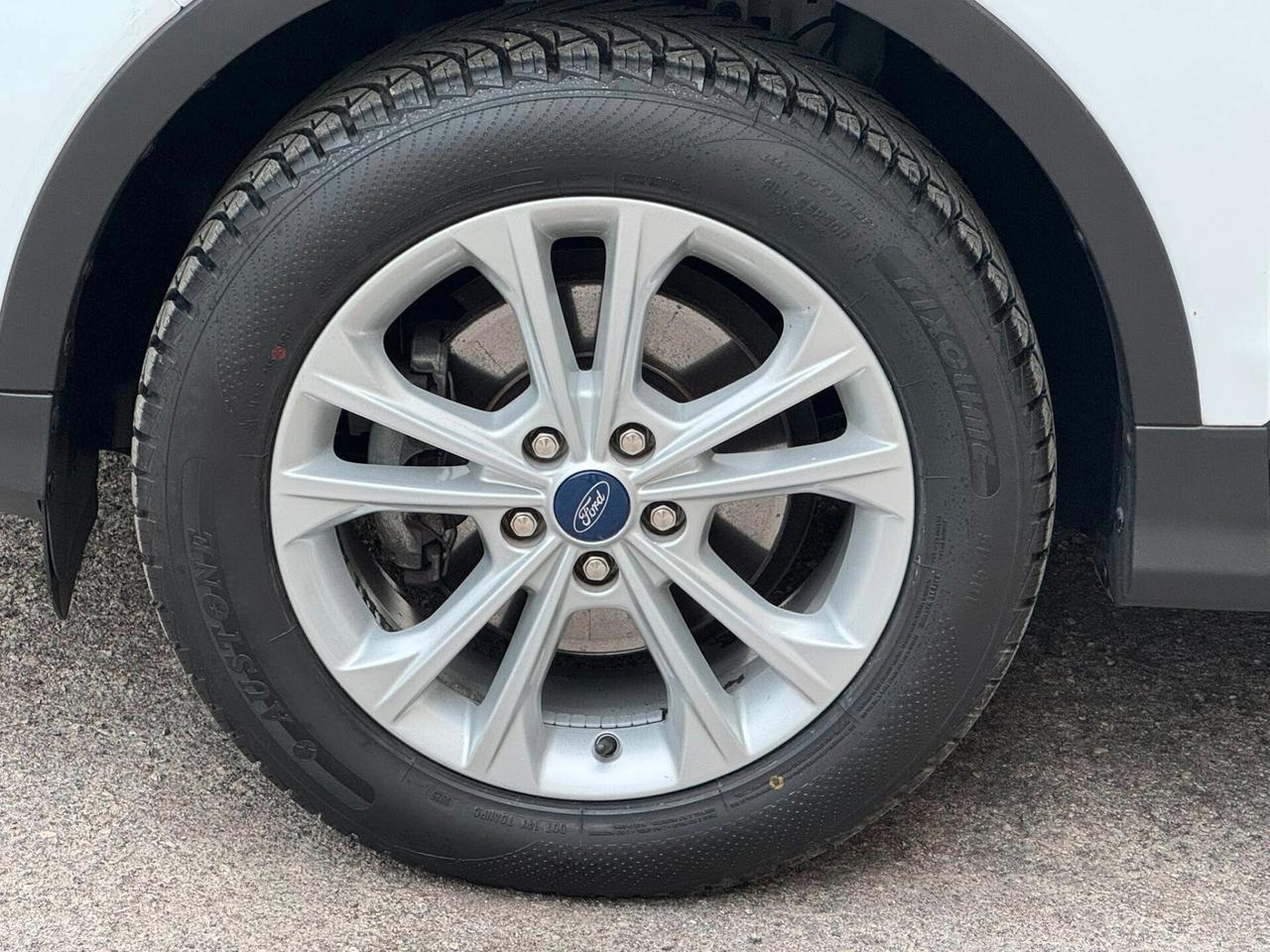 FORD KUGA 1.5 TDCI 120 CV. 2WD TITANIUM NAVI+RETROCAMERA